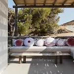 Seriphos Estate *