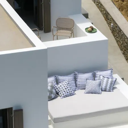 Seriphos Estate *